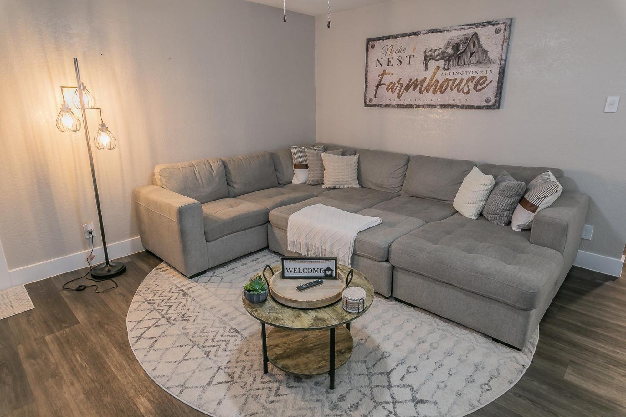 Cozy 2Br Farmhouse Apt - Sleeps 8 - Free Parking! Arlington Kültér fotó