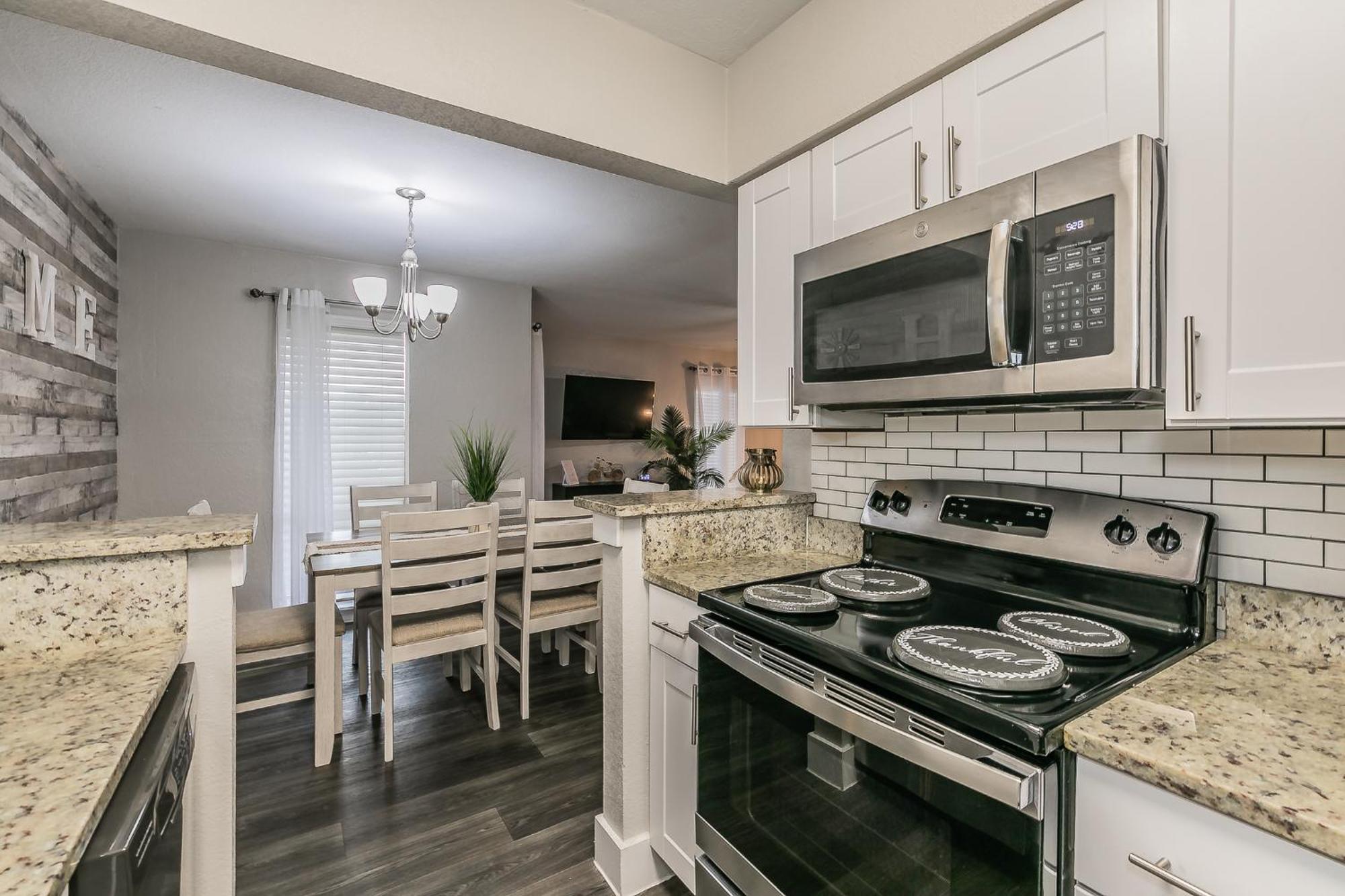 Cozy 2Br Farmhouse Apt - Sleeps 8 - Free Parking! Arlington Kültér fotó
