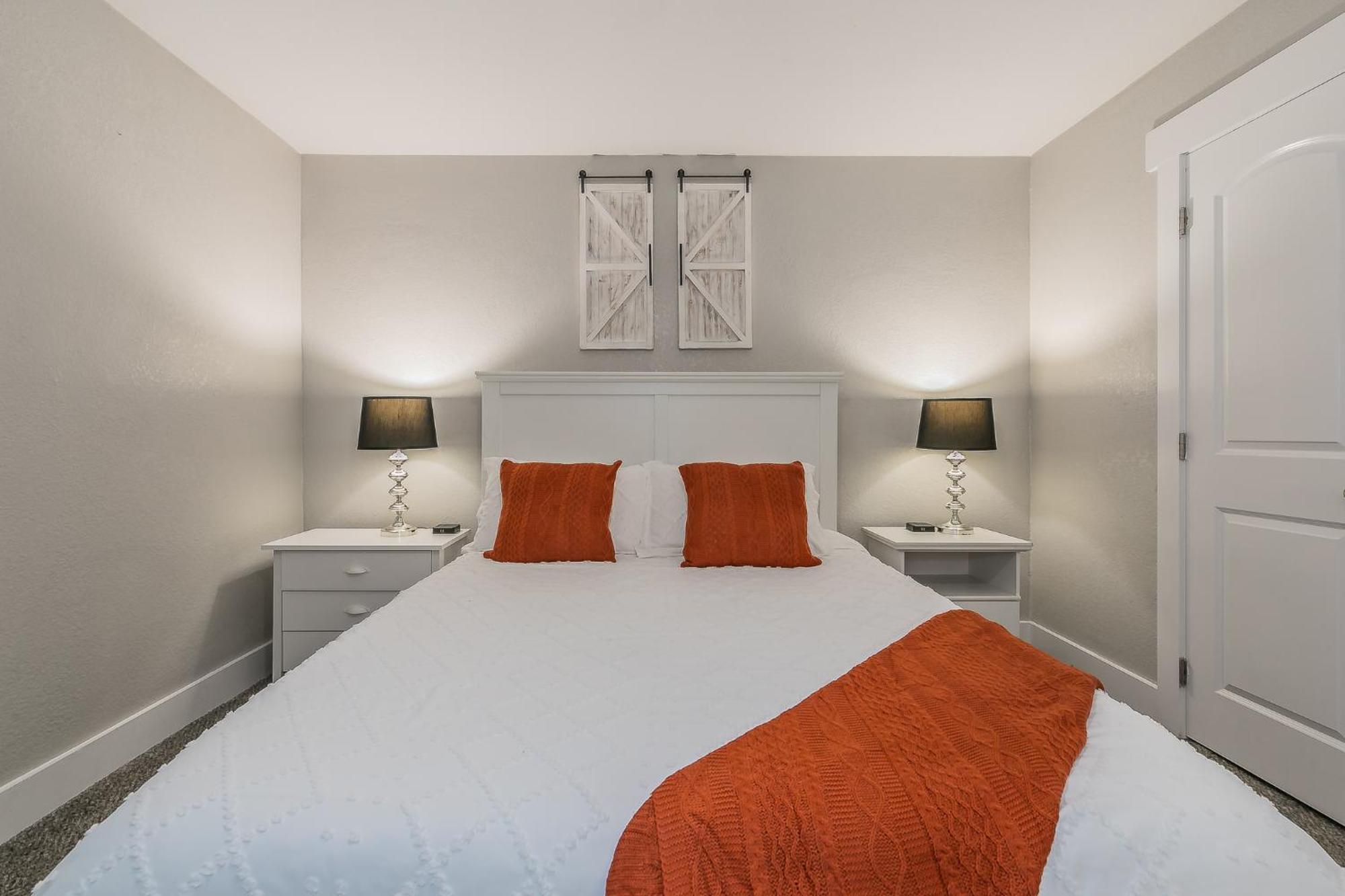 Cozy 2Br Farmhouse Apt - Sleeps 8 - Free Parking! Arlington Kültér fotó